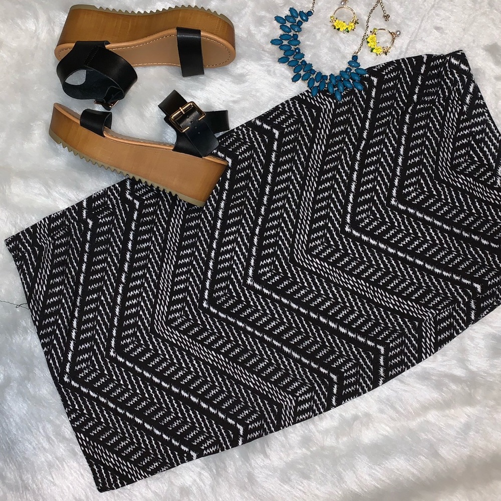 Tribal pencil skirt - Picture 1 of 2